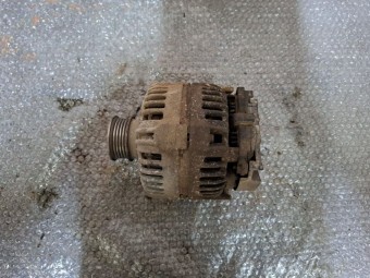 ALTERNATOR OPEL ZAFIRA B OEM: 55556067.