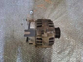 ALTERNATOR VOLKSWAGEN POLO 9N OEM: 03D903025E.
