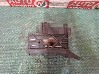 AMPLIFICATOR AUDIO AUDI A4 B8 OEM: 4F0035053B.
