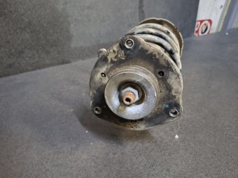 ANSAMBLU AMORTIZOR/ARC STANGA FATA SKODA OCTAVIA II 