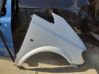 ARIPA DREAPTA FATA MERCEDES VITO (W639) 