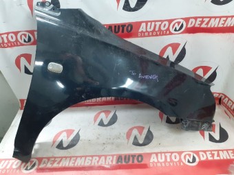 ARIPA DREAPTA FATA TOYOTA AVENSIS 