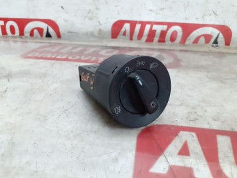 BLOC LUMINI VOLKSWAGEN GOLF IV OEM: 1C0941531.