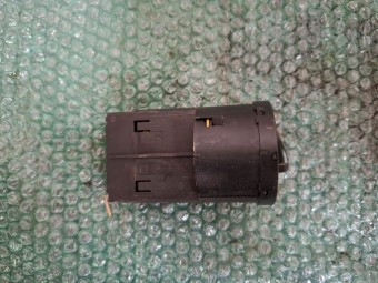 BLOC LUMINI VOLKSWAGEN GOLF IV OEM: 1C0941531A.