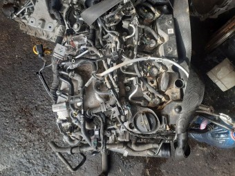 BLOC MOTOR AMBIELAT SKODA OCTAVIA III OEM: DGTE.