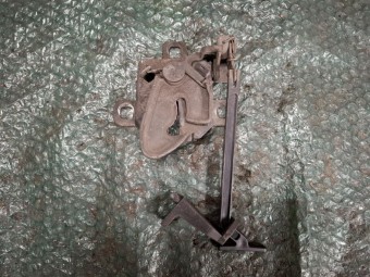 BROASCA (INCUIETOARE) CAPOTA MOTOR FIAT LINEA OEM: 51805522.