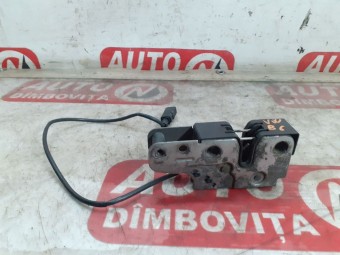 BROASCA (INCUIETOARE) CAPOTA MOTOR VOLKSWAGEN PASSAT B6 OEM: 3C1823187.