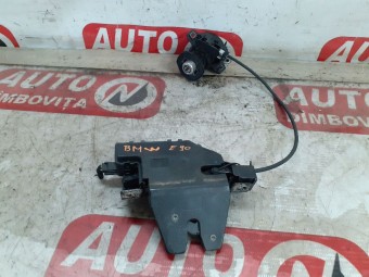 BROASCA (INCUIETOARE) HAION/PORTBAGAJ BMW E90 OEM: 8196401.