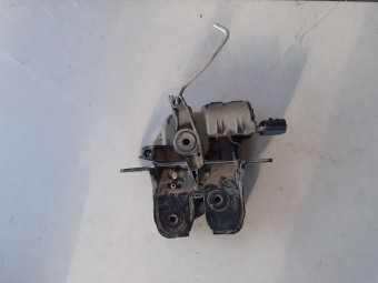 BROASCA (INCUIETOARE) HAION/PORTBAGAJ DACIA DUSTER II OEM: 905030010R.