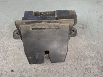 BROASCA (INCUIETOARE) HAION/PORTBAGAJ FORD FIESTA VI OEM: 8A61A442A66BE.
