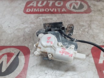 BROASCA (INCUIETOARE) HAION/PORTBAGAJ MAZDA 3 OEM: B6701.