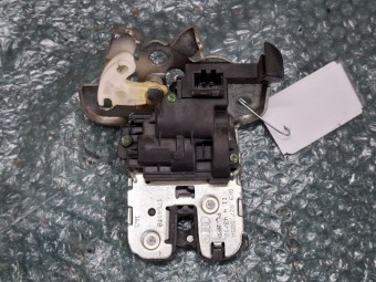BROASCA (INCUIETOARE) HAION/PORTBAGAJ SKODA SUPERB II OEM: 8K9827505A.