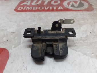 BROASCA (INCUIETOARE) HAION/PORTBAGAJ VOLKSWAGEN PASSAT B5.5 OEM: 4B9827505E.