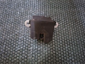 BROASCA (INCUIETOARE) HAION/PORTBAGAJ VOLKSWAGEN PASSAT B7 OEM: 1K6827505E.
