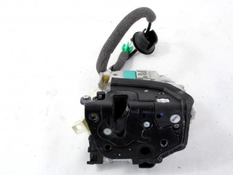 BROASCA (INCUIETOARE) USA DREAPTA FATA AUDI A4 B9 OEM: 8X1837016C.