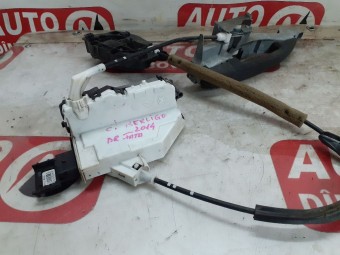 BROASCA (INCUIETOARE) USA DREAPTA FATA CITROEN BERLINGO OEM: PSA828405.