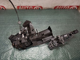 BROASCA (INCUIETOARE) USA DREAPTA FATA FORD FOCUS II OEM: 7M5A R21812AA.