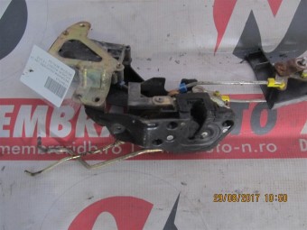 BROASCA (INCUIETOARE) USA DREAPTA FATA HYUNDAI ACCENT 
