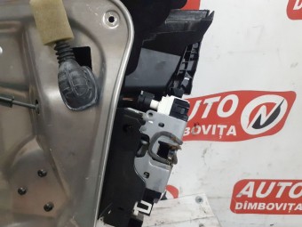 BROASCA (INCUIETOARE) USA DREAPTA FATA MERCEDES C-CLASS (W204) 