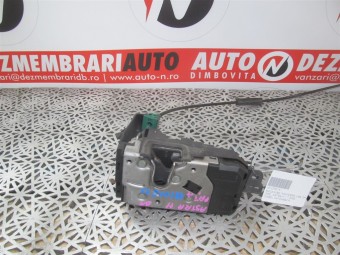 BROASCA (INCUIETOARE) USA DREAPTA FATA OPEL ASTRA H OEM: 13210749.