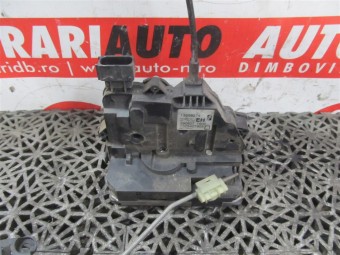 BROASCA (INCUIETOARE) USA DREAPTA FATA OPEL CORSA D OEM: 13258274.