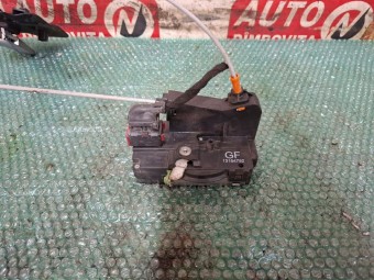 BROASCA (INCUIETOARE) USA DREAPTA FATA OPEL MERIVA A OEM: 13154792GF.