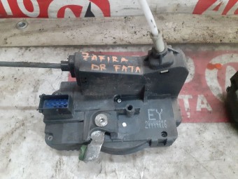 BROASCA (INCUIETOARE) USA DREAPTA FATA OPEL ZAFIRA A OEM: 24444016 EY.