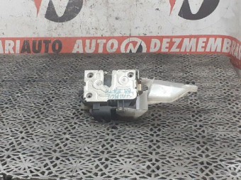 BROASCA (INCUIETOARE) USA DREAPTA FATA RENAULT SYMBOL OEM: 7700434715.