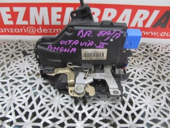 BROASCA (INCUIETOARE) USA DREAPTA FATA SKODA OCTAVIA II OEM: 3D2837016.