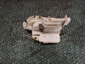 BROASCA (INCUIETOARE) USA DREAPTA FATA VOLKSWAGEN GOLF III OEM: 1H0862154.