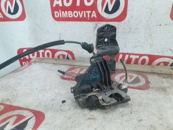 BROASCA (INCUIETOARE) USA DREAPTA FATA VOLKSWAGEN GOLF IV OEM: 3B1837016.