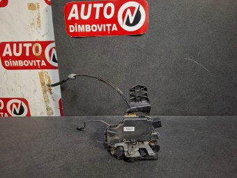 BROASCA (INCUIETOARE) USA DREAPTA FATA VOLKSWAGEN PASSAT B5.5 OEM: 3B1837016CA.