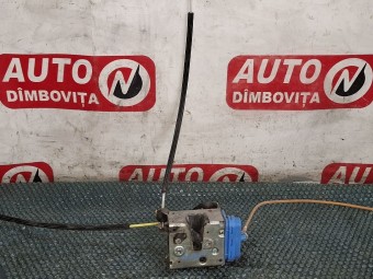 BROASCA (INCUIETOARE) USA DREAPTA SPATE AUDI A4 B5 OEM: 4A0839016H.