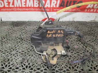 BROASCA (INCUIETOARE) USA DREAPTA SPATE AUDI A4 OEM: 8D0839016A.