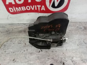 BROASCA (INCUIETOARE) USA DREAPTA SPATE BMW E87 