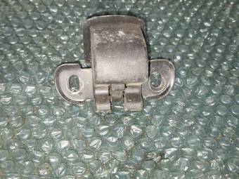 BROASCA (INCUIETOARE) USA DREAPTA SPATE DACIA LOGAN MCV 