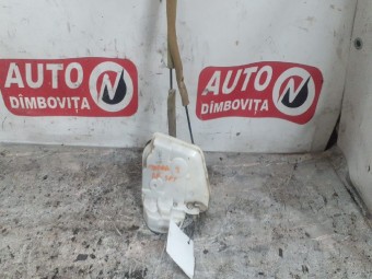 BROASCA (INCUIETOARE) USA DREAPTA SPATE MAZDA 3 OEM: F96G15R2.