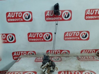 BROASCA (INCUIETOARE) USA DREAPTA SPATE MITSUBISHI PAJERO OEM: 1015280120.