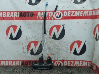 BROASCA (INCUIETOARE) USA DREAPTA SPATE OPEL ASTRA G OEM: 24414135.