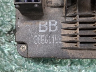 BROASCA (INCUIETOARE) USA DREAPTA SPATE OPEL ASTRA OEM: 90561158 BB.