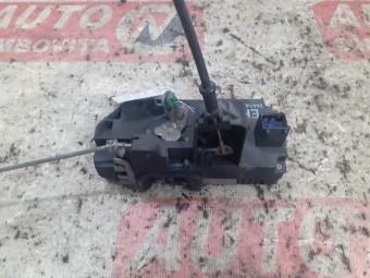 BROASCA (INCUIETOARE) USA DREAPTA SPATE OPEL CORSA OEM: 24414139EH.