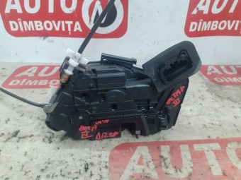 BROASCA (INCUIETOARE) USA DREAPTA SPATE SKODA OCTAVIA III OEM: 5E0839016A.