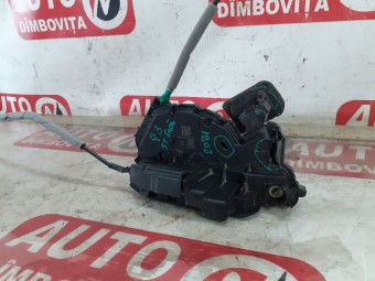 BROASCA (INCUIETOARE) USA STANGA FATA AUDI Q3 OEM: 5TB837015C.