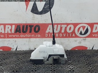 BROASCA (INCUIETOARE) USA STANGA FATA CITROEN C3 OEM: 46982980.
