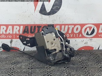 BROASCA (INCUIETOARE) USA STANGA FATA FORD FIESTA V OEM: 2S61A264A27BP.