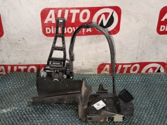 BROASCA (INCUIETOARE) USA STANGA FATA FORD FOCUS III OEM: BM51A-A21813-AC.