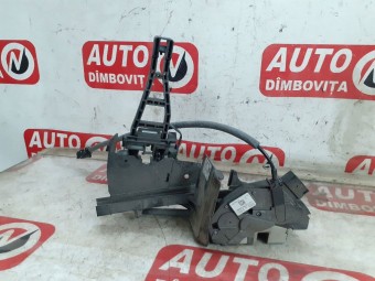 BROASCA (INCUIETOARE) USA STANGA FATA FORD FOCUS III OEM: BM5A-A21813-AH.