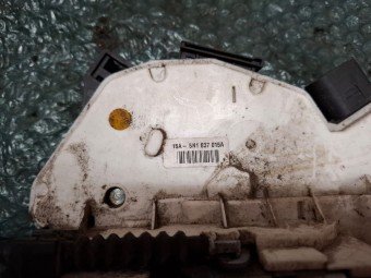 BROASCA (INCUIETOARE) USA STANGA FATA SEAT IBIZA IV OEM: 5N1837015A.