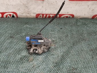 BROASCA (INCUIETOARE) USA STANGA FATA SKODA FABIA II OEM: 3B1837015AR.