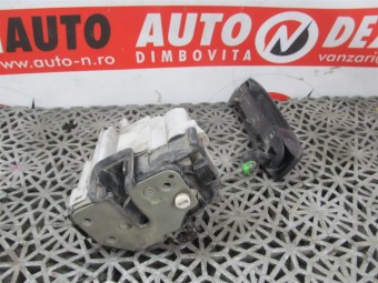 BROASCA (INCUIETOARE) USA STANGA SPATE FIAT PANDA OEM: 46803515.